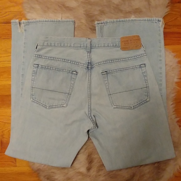 Abercrombie Flare Jeans 32x32 - Picture 2 of 7